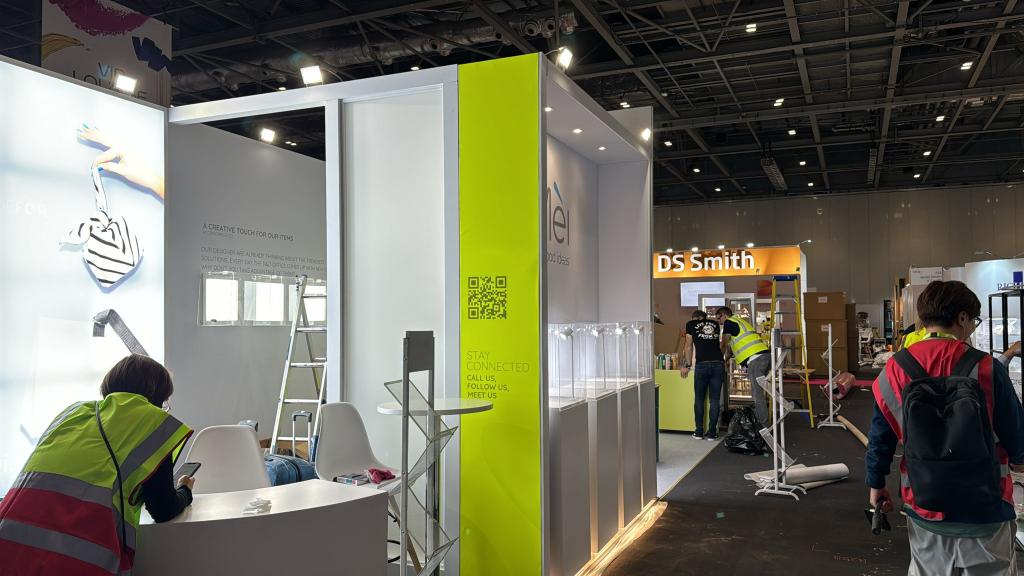 Installation And Dismantling Services1